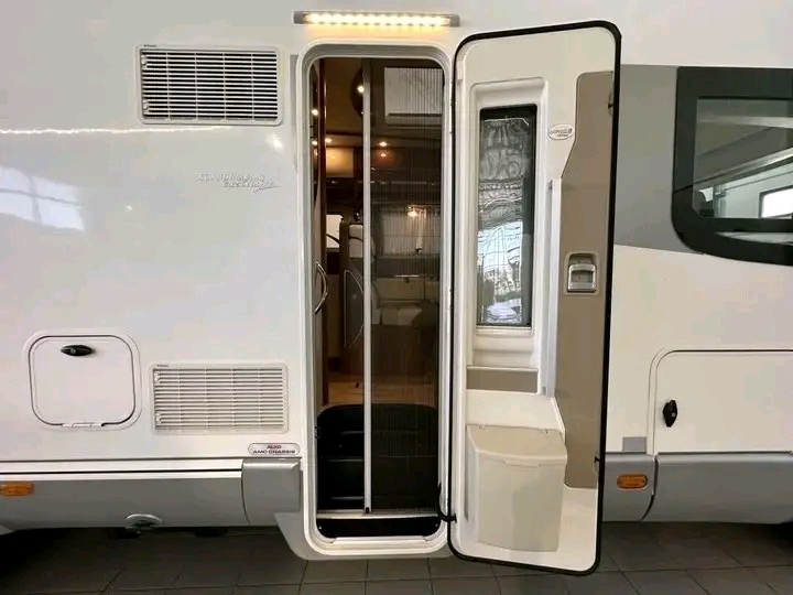 Rapido 9090DF Fiat 148ch 2,3 litres 2016 – Image 15